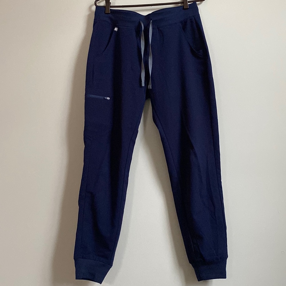 Figs jogger scrub pants